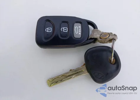 2013 Hyundai Sonata Gls z USA, uszkodzony, nr VIN 5NPEB4AC4DH803709